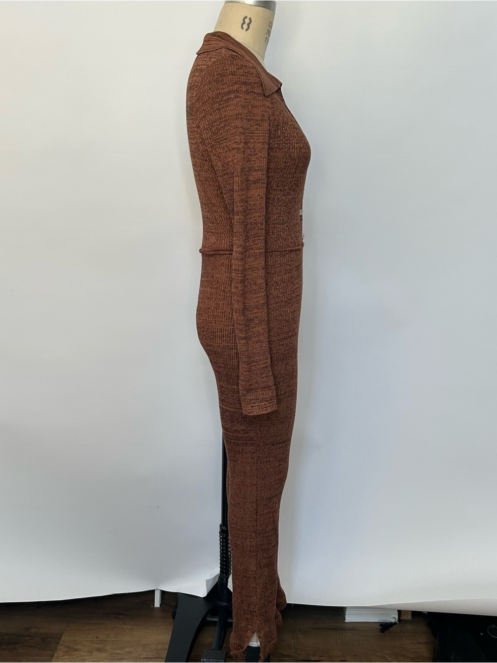 Missguided + Brown Ribbed Button-Front Jumpsuit - Picture 3 of 6